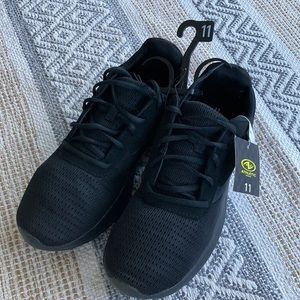 Athletic Works Men’s Size 11 Shoes